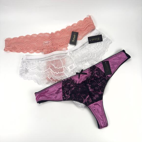 NWT Fredrick's of Hollywood 3 PAIRS of Thong Panties Multicolor Plus Size 1X-2X - Picture 1 of 9